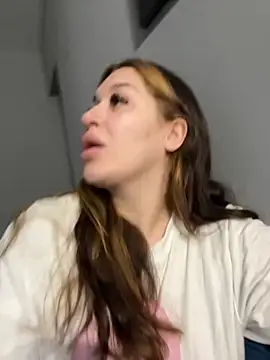 Snapshot of VikiDemi chatting on 09-11-25, 06:41 VikiDemi online show from 09-11-25, 06:41