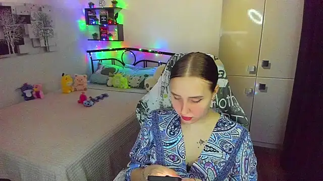 LinaTruly online show from 03-12-26, 10:03