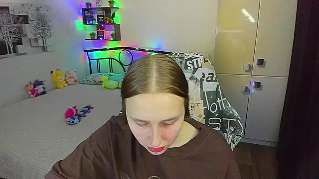 Snapshot of LinaTruly chatting on 05-01-26, 09:09 LinaTruly online show from 05-01-26, 09:09
