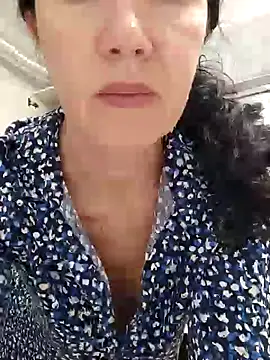 SweetBerryBella online show from 01-20-25, 12:39