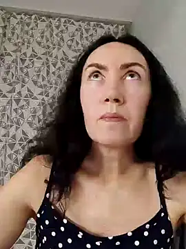 SweetBerryBella online show from 02-16-25, 04:53