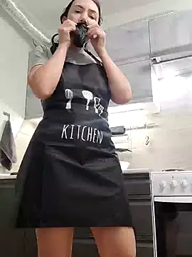 SweetBerryBella online show from 02-01-25, 05:26