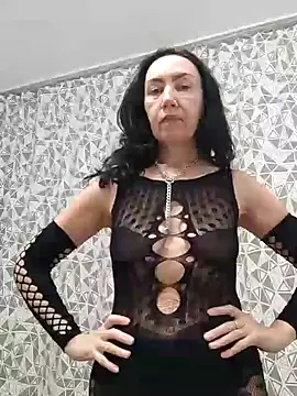 SweetBerryBella online show from 01-21-25, 04:58