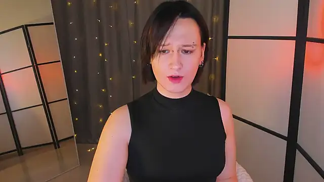 Snapshot of Nicole_Cidman chatting on 02-18-25, 11:00 Nicole Cidman online show from 02-18-25, 11:00