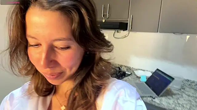 jolie lov online show from 03-04-26, 01:41