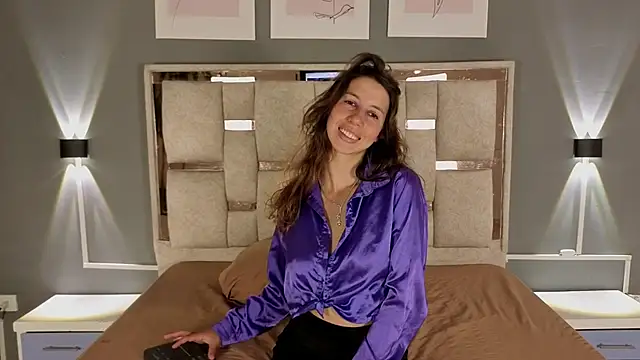 jolie lov online show from 09-29-25, 01:17