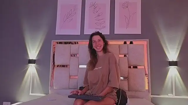 jolie lov online show from 09-10-25, 01:21