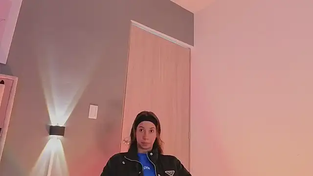 jolie lov online show from 09-18-25, 01:03