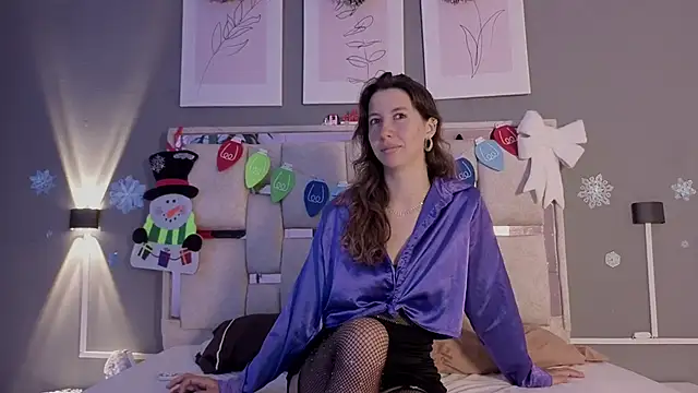 jolie lov online show from 11-25-25, 01:33