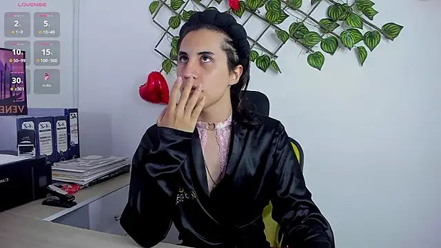 Snapshot of andy_angell1 chatting on 02-28-26, 12:27 andy angell1 online show from 02-28-26, 12:27