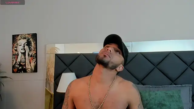 Robin Rief online show from 11-13-25, 03:32