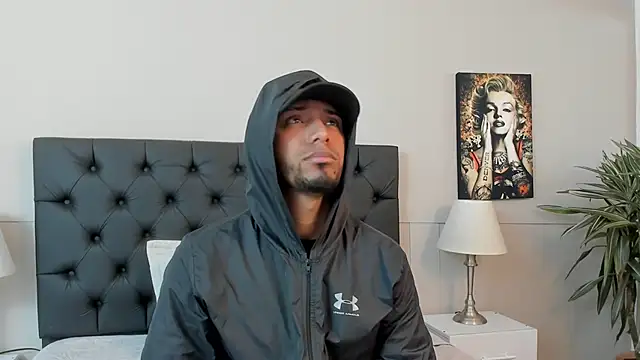 Snapshot of Robin_Rief chatting on 09-28-25, 03:13 Robin Rief online show from 09-28-25, 03:13