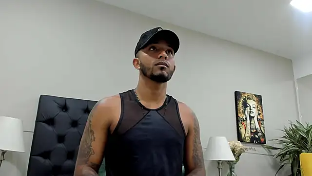 Snapshot of Robin_Rief chatting on 09-10-25, 03:27 Robin Rief online show from 09-10-25, 03:27