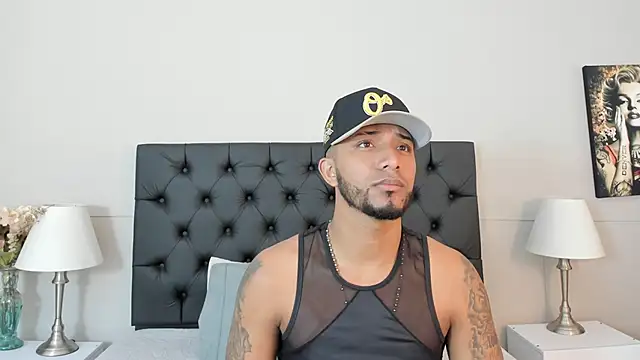 Snapshot of Robin_Rief chatting on 10-07-25, 03:40 Robin Rief online show from 10-07-25, 03:40