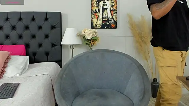 Snapshot of Robin_Rief chatting on 03-12-25, 03:24 Robin Rief online show from 03-12-25, 03:24