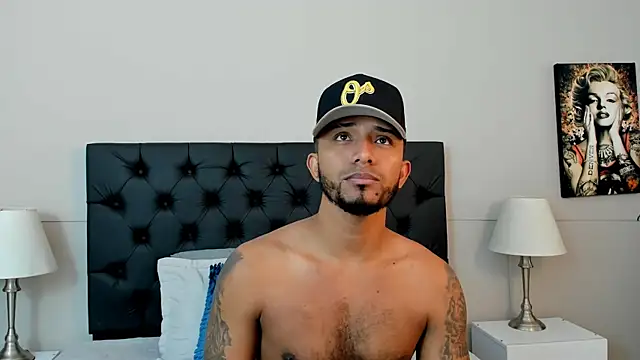 Snapshot of Robin_Rief chatting on 10-09-25, 03:29 Robin Rief online show from 10-09-25, 03:29