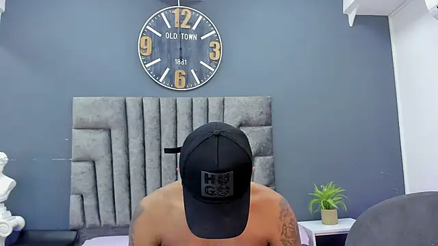 Robin Rief online show from 04-06-26, 08:54