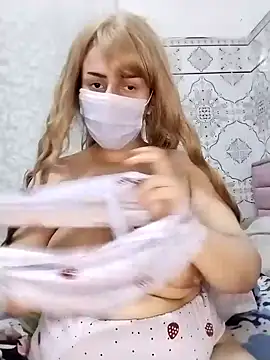 Kamilya 767 online show from 12-29-24, 09:20