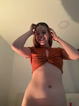 Snapshot of NicoleCut chatting on 03-17-25, 01:46 NicoleCut online show from 03-17-25, 01:46