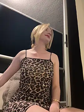 NicoleCut online show from 12-14-25, 11:32