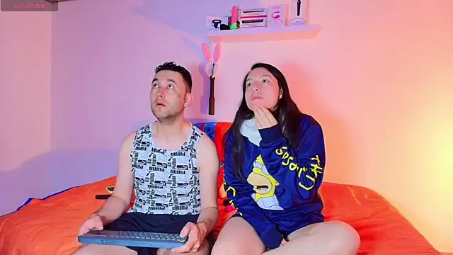 JeremmyAndStacy online show from 11-21-25, 02:32