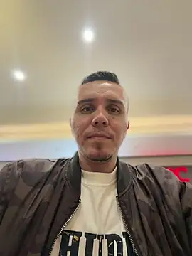 Snapshot of adam-rivera chatting on 02-03-26, 01:16 adam-rivera online show from 02-03-26, 01:16