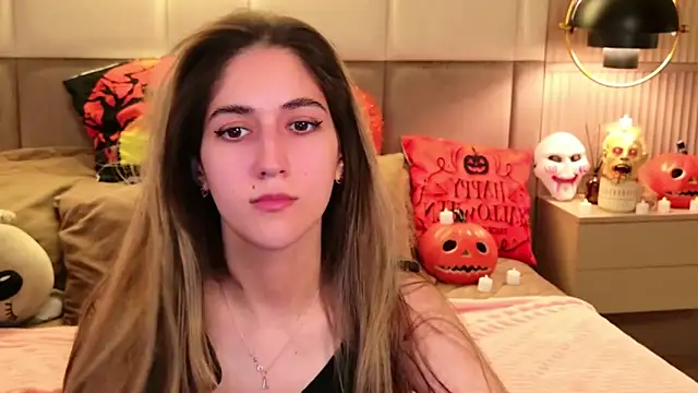 Teresa Stane online show from 10-24-25, 05:50