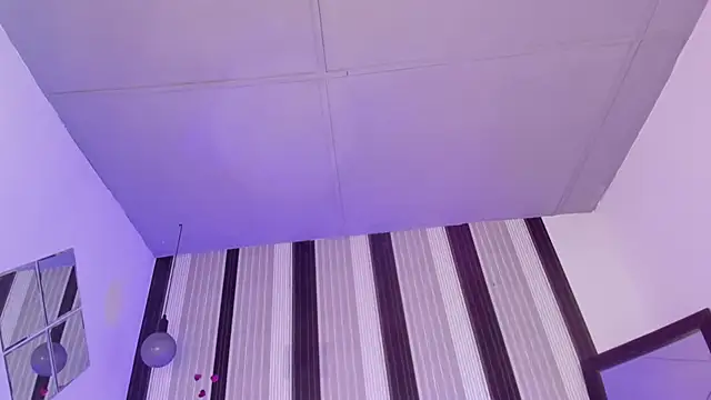 melodiipierce  online show from 03-09-25, 07:23