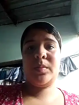 Snapshot of LilyChloe11 chatting on 12-16-24, 06:27 LilyChloe11 online show from 12-16-24, 06:27