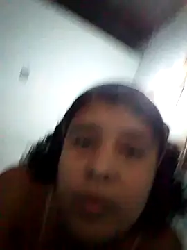 Snapshot of LilyChloe11 chatting on 12-14-24, 06:09 LilyChloe11 online show from 12-14-24, 06:09