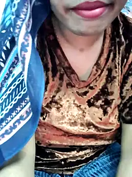 Snapshot of Haniya-143 chatting on 01-16-26, 12:20 Haniya-143 online show from 01-16-26, 12:20