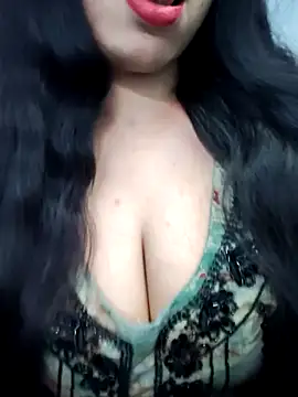 Snapshot of Haniya-143 chatting on 02-08-26, 10:29 Haniya-143 online show from 02-08-26, 10:29