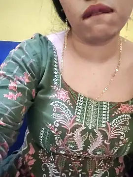 Haniya-143 online show from 10-27-25, 03:13