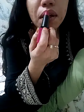 Snapshot of Haniya-143 chatting on 04-24-26, 10:23 Haniya-143 online show from 04-24-26, 10:23