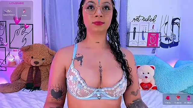 Mari Sweett online show from 03-25-26, 08:30
