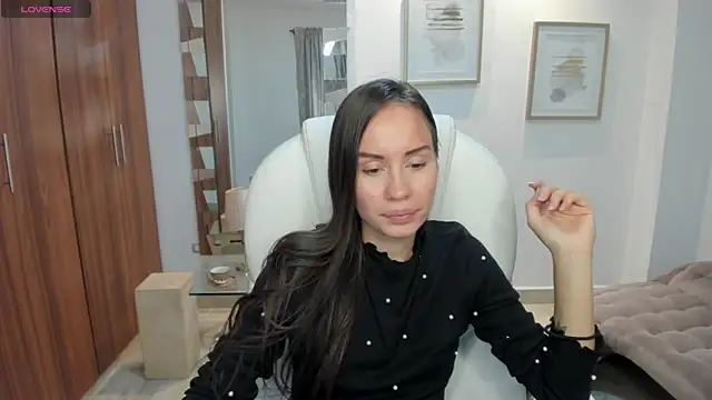 Snapshot of kiim_sweett chatting on 01-10-25, 11:11 kiim sweett online show from 01-10-25, 11:11
