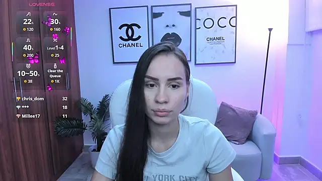 Snapshot of kiim_sweett chatting on 10-18-25, 11:12 kiim sweett online show from 10-18-25, 11:12