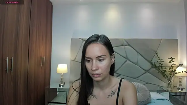 Snapshot of kiim_sweett chatting on 02-21-25, 11:11 kiim sweett online show from 02-21-25, 11:11