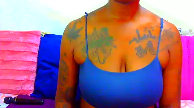 TattoedGoddessxx online show from 02-16-25, 02:10