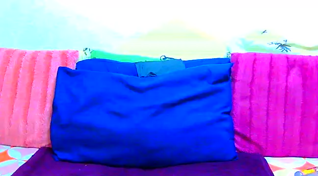 TattoedGoddessxx online show from 03-08-25, 09:29