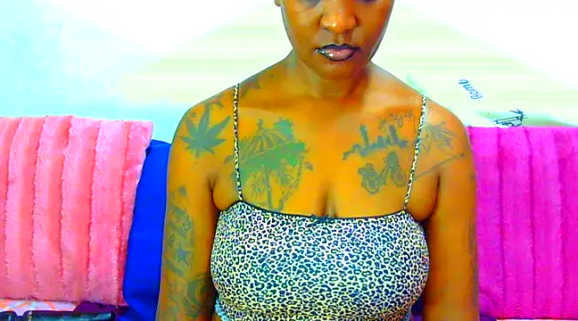 TattoedGoddessxx online show from 03-03-25, 05:31