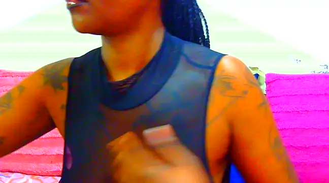 TattoedGoddessxx online show from 02-10-25, 09:36