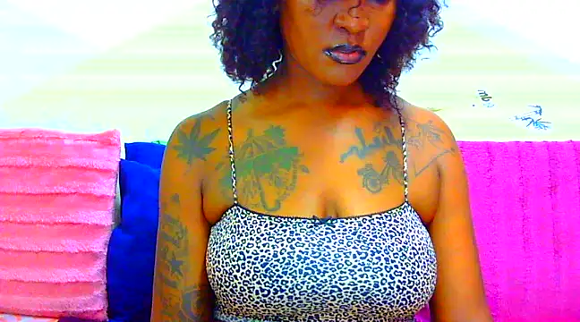 TattoedGoddessxx online show from 03-11-25, 11:15