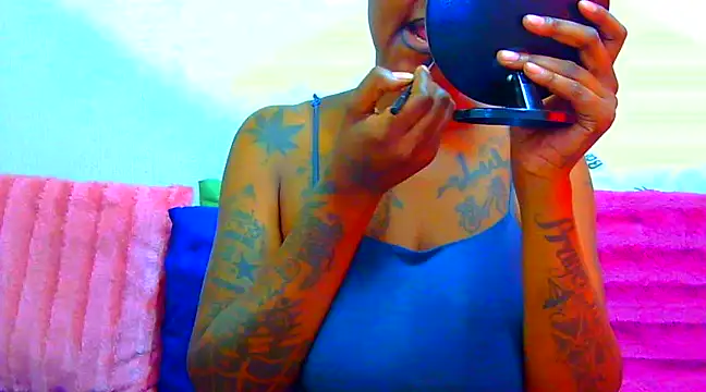 TattoedGoddessxx online show from 02-25-25, 11:10