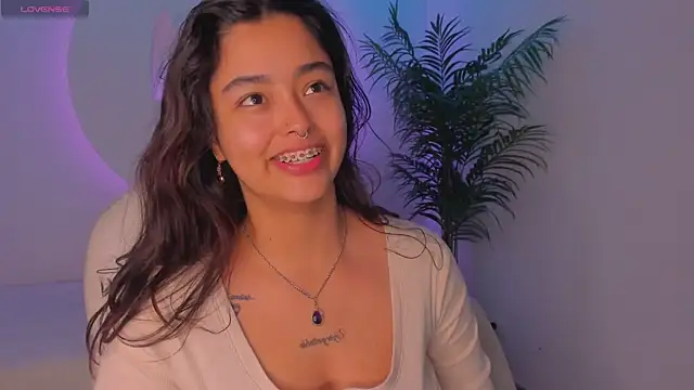 Ariana Pierce online show from 10-29-25, 12:26