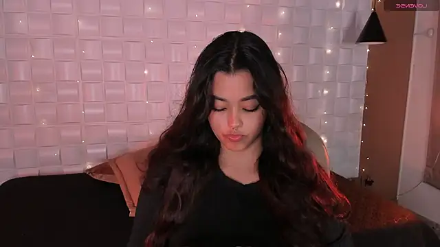Ariana Pierce online show from 05-24-26, 03:45
