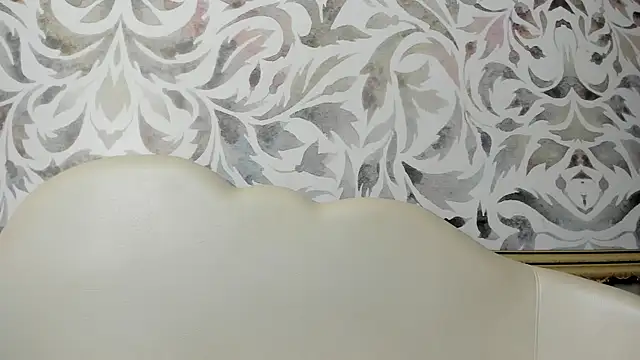 Snapshot of sammy_petite__ chatting on 02-18-25, 08:03 sammy petite online show from 02-18-25, 08:03