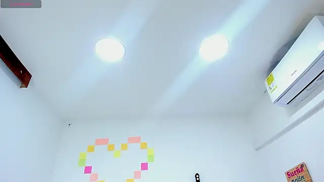 Snapshot of miaa-sofiaa chatting on 12-23-24, 07:09 miaa-sofiaa online show from 12-23-24, 07:09