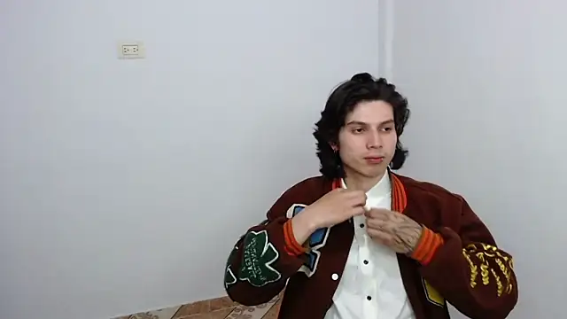 Snapshot of pervertsteens3 chatting on 02-27-26, 03:07 pervertsteens3 online show from 02-27-26, 03:07