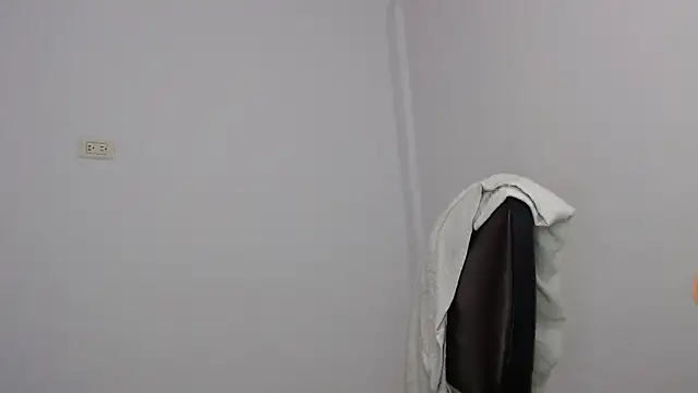 Snapshot of pervertsteens3 chatting on 02-17-26, 09:12 pervertsteens3 online show from 02-17-26, 09:12